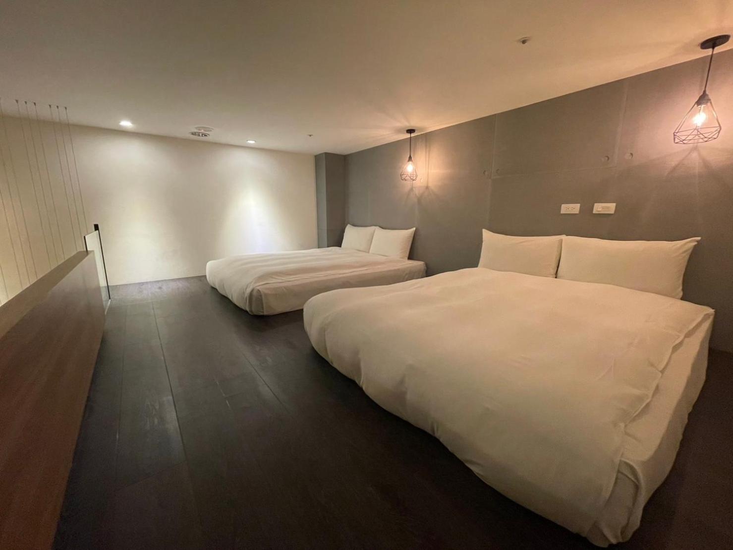 Ningcui Business Hotel Taichung Exterior photo