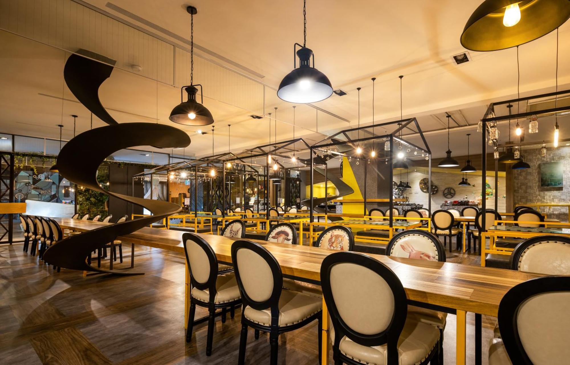 Ningcui Business Hotel Taichung Exterior photo
